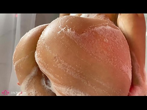 ❤️ Brineta masturbira macu vibratorom do intenzivnog orgazma pod tušem Ruski porno na hr.hentai-ita.ru